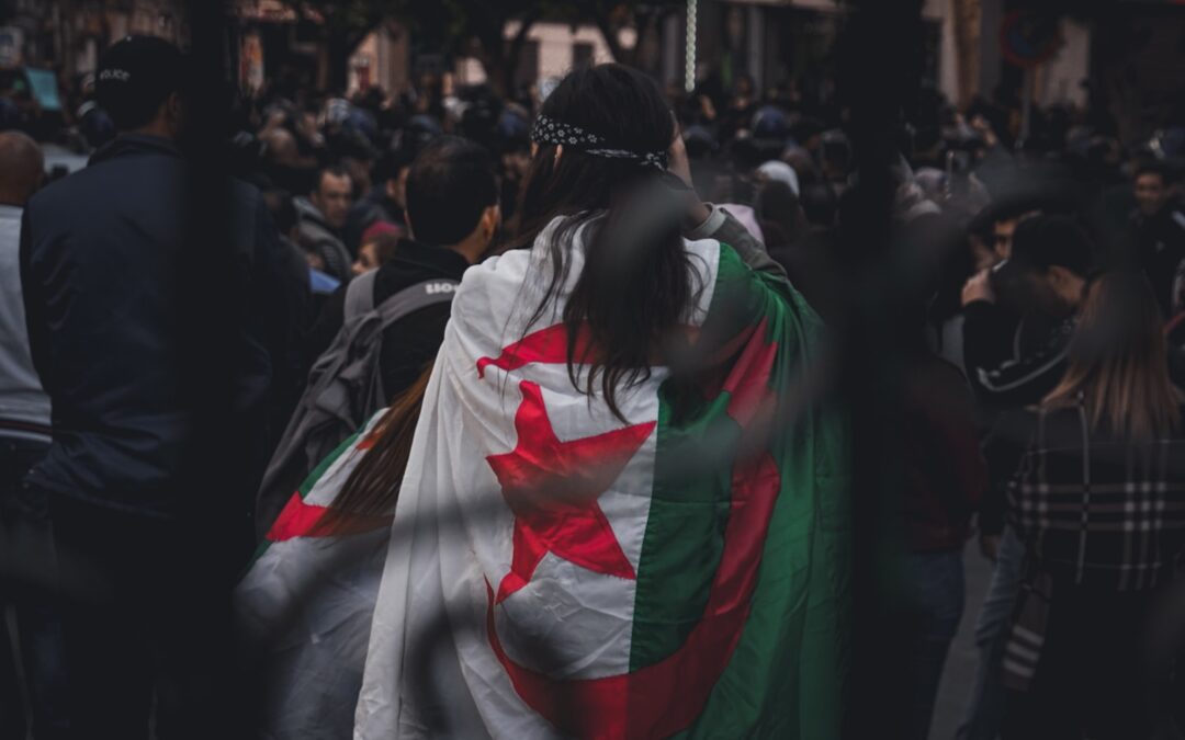 Pèrdre la dignitat democratica per una sola votz